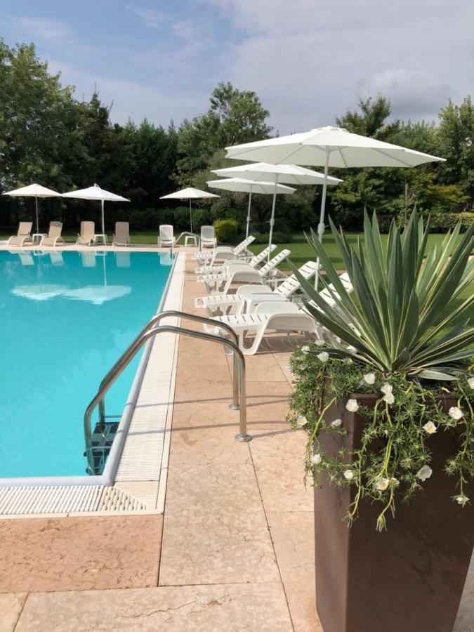 Relais Corte Bercelli Valeggio sul Mincio Luaran gambar