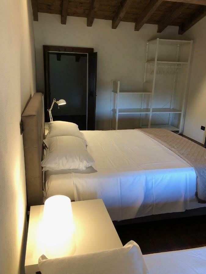 Relais Corte Bercelli Valeggio sul Mincio Luaran gambar